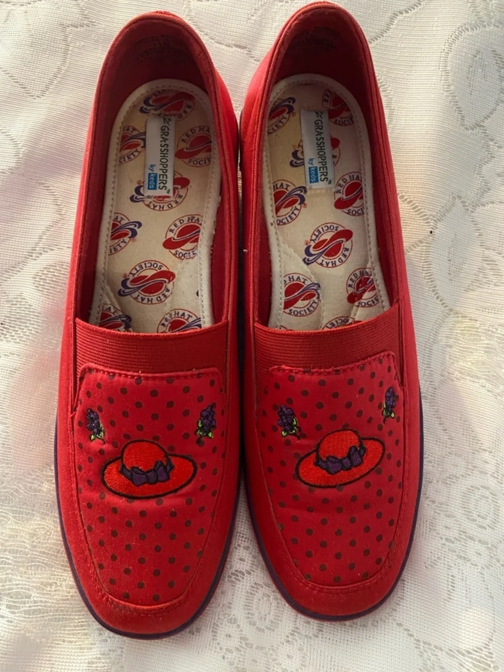 Grasshoppers bright red